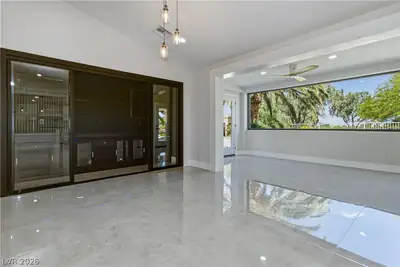 2920 Crown Ridge Drive Living Room