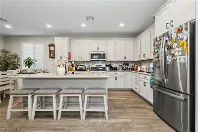 403 Stephen Clear Avenue Kitchen
