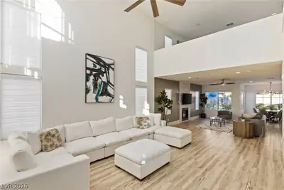 38 Diplomat Court, Henderson