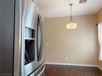 4647 Dealers Choice Way 103 Dining Area