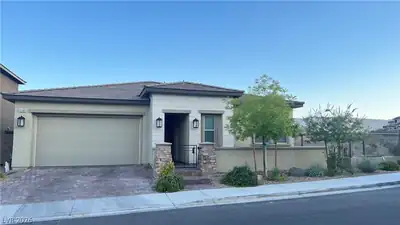 12389 Valley Chase Avenue, Las Vegas