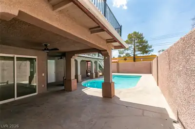 3713 San Joaquin Avenue Patio