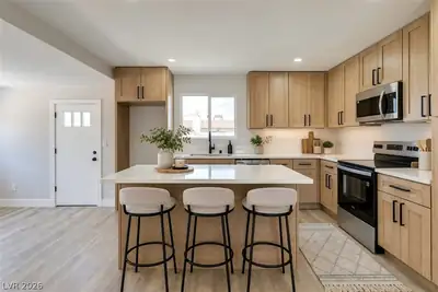 5920 Forrest Hills Lane, Las Vegas