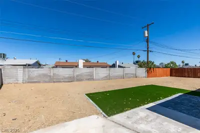 5920 Forrest Hills Lane Yard