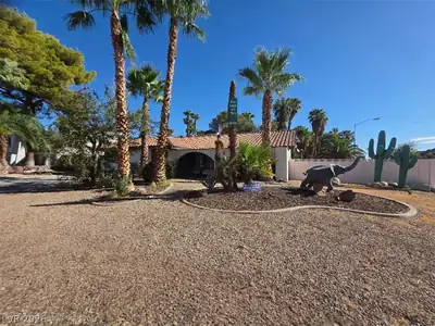 5532 Ramillete Road Las Vegas, NV 89120