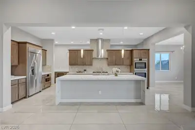 8477 Wolf Mountain Court Kitchen