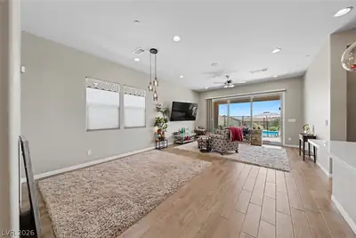 226 Little Haystack Drive Living Room