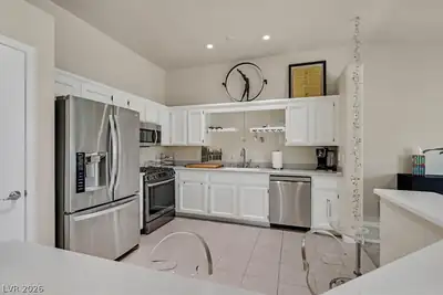 2037 Joy View Lane Kitchen