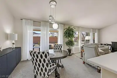 2037 Joy View Lane Dining Area