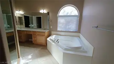 2197 Big Bar Drive Primary Bathroom