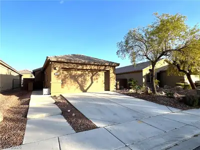 4205 Gliding Gulls Avenue, North Las Vegas