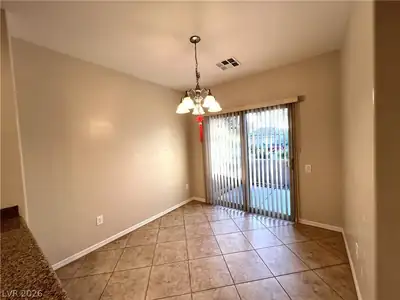 4205 Gliding Gulls Avenue Dining Area