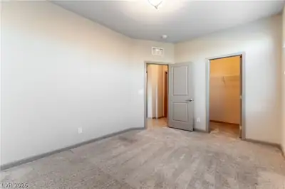8012 Carpenter Creek Avenue Bedroom