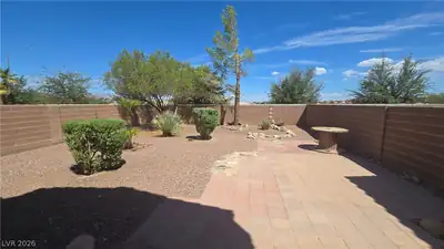 6940 Caspian Tern Street Yard