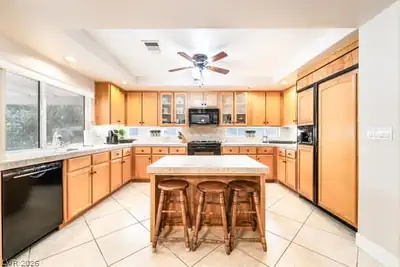 5106 Marsh Butte Street Kitchen