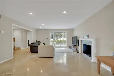 548 Tam O Shanter Living Room