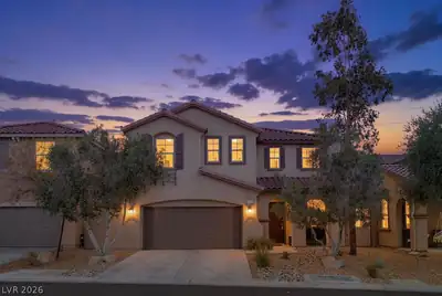 10016 Silver Cliff Street Las Vegas, NV 89178
