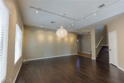 1516 Pacific Terrace Drive Living Room