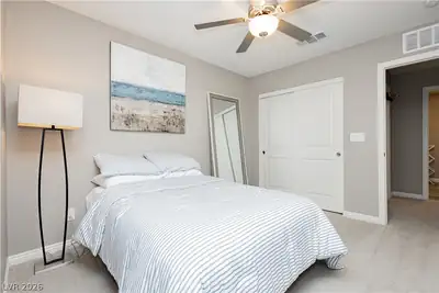 882 Cherry Glen Place Bedroom