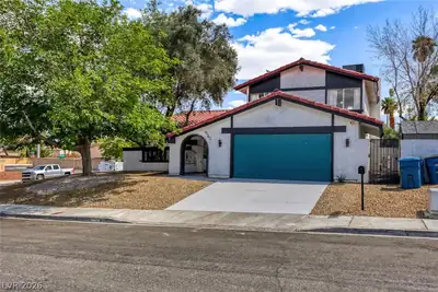 4163 Chela Circle Front of Structure