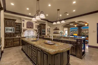 1350 Villafranca Circle Kitchen