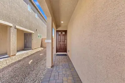 5702 Sunset Sedona Street, North Las Vegas, NV 89081 Entry