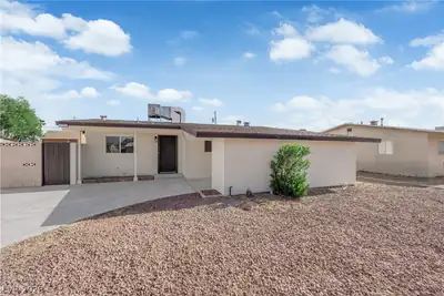 4112 Las Lomas Avenue, Las Vegas