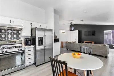 2066 Glistening Sands Drive Kitchen