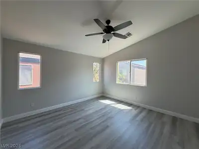 9769 Wailings Avenue Bedroom