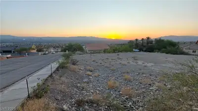 Linden Las Vegas, NV 89110