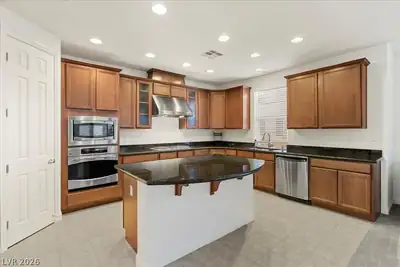 2 Corte Belleza 0 Kitchen