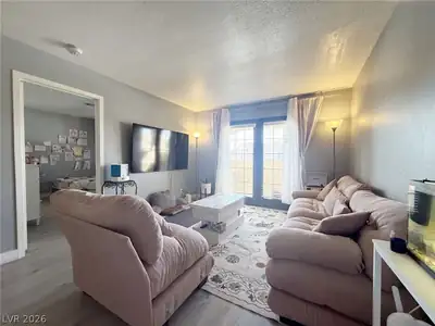 4191 Gannet Circle 234 Living Room