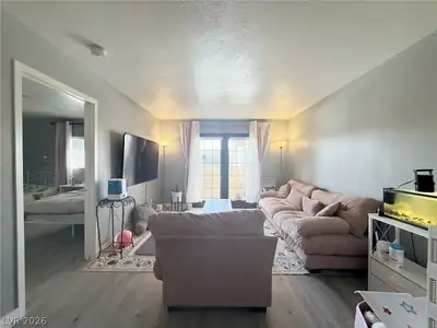 4191 Gannet Circle 234 Living Room