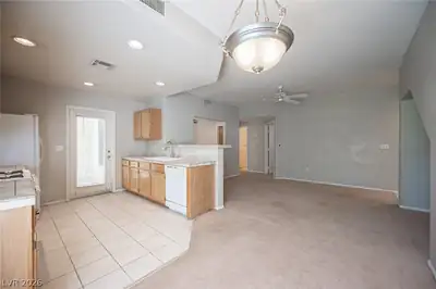 10211 Red Pueblo Place 103 Kitchen
