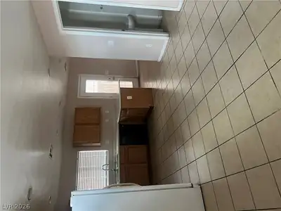 5279 Shreve Avenue Kitchen
