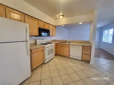 4264 Tara Avenue 3 Kitchen