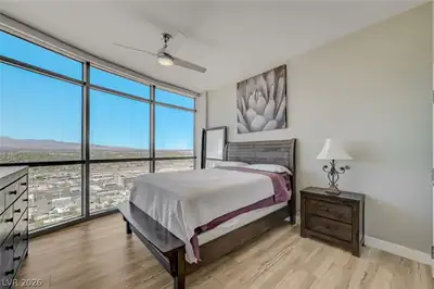 200 West Sahara Avenue 3001 Bedroom