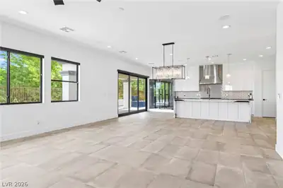 10 Camino La Venta Court Living Room