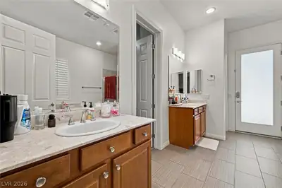 137 Rancho Mesa Avenue Primary Bathroom