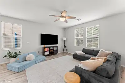 3148 Nevelson Walk Living Room