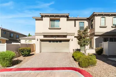 5537 Punto Del Castello Court, North Las Vegas