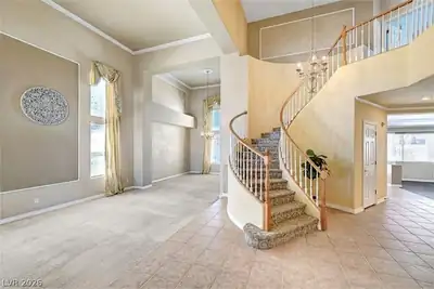 4387 Spooner Lake Circle Living Room