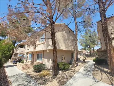 1608 North Torrey Pines Drive 103 Las Vegas, NV 89108