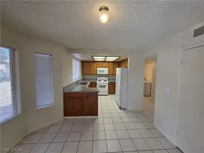 2813 Cacto Court Dining Area