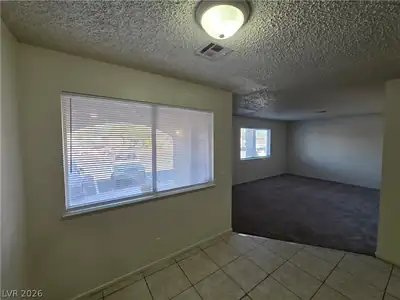 873 MANTIS Way 3 Dining Area