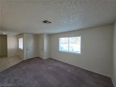 873 MANTIS Way 3 Living Room