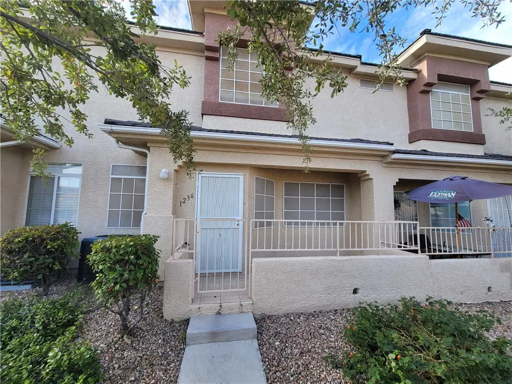 1236 DUSTY CREEK Street n/a