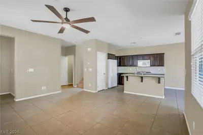 69 Sertata Court Living Room