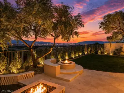 3 Pine Hollow Drive 
