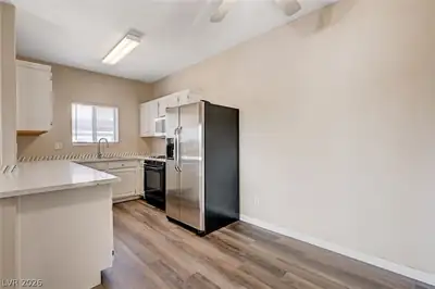 5650 East Sahara Avenue 1010 Kitchen